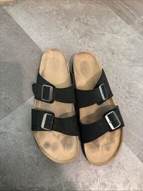 Target Black Double-Buckle Men’s Sandals